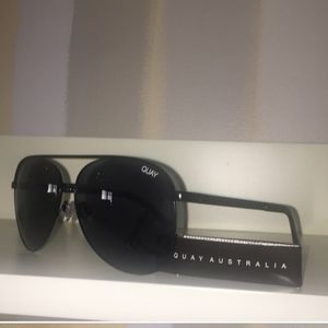 Quay Australia Vivienne 126